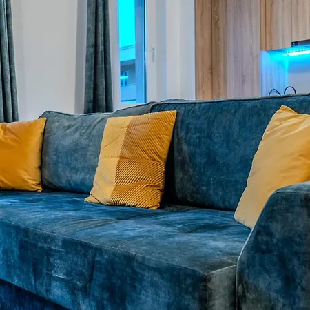 Mohost Urban - Chic Overlooking The Mountains