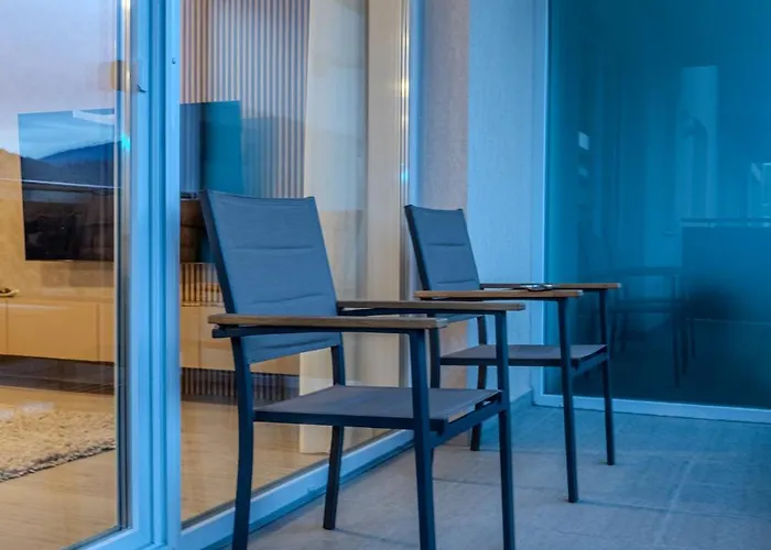 Mohost Urban - Chic Overlooking The Mountains 布拉索夫